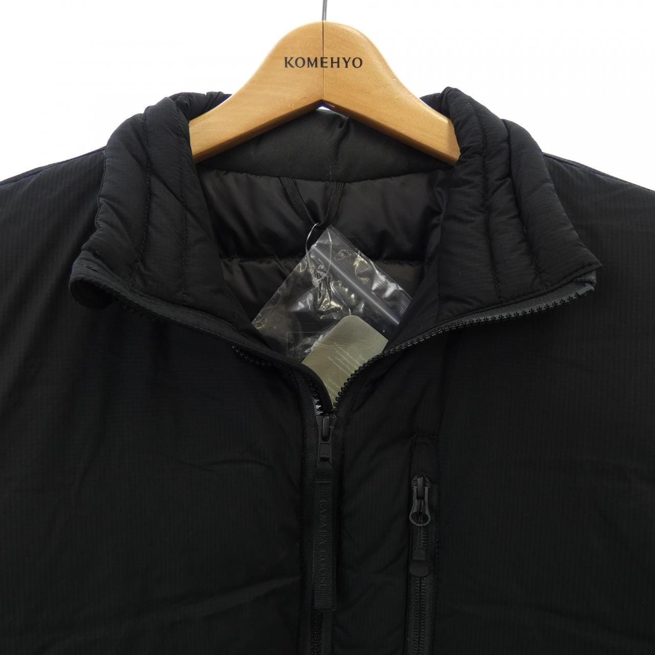 カナダグース CANADA GOOSE ダウンジャケット