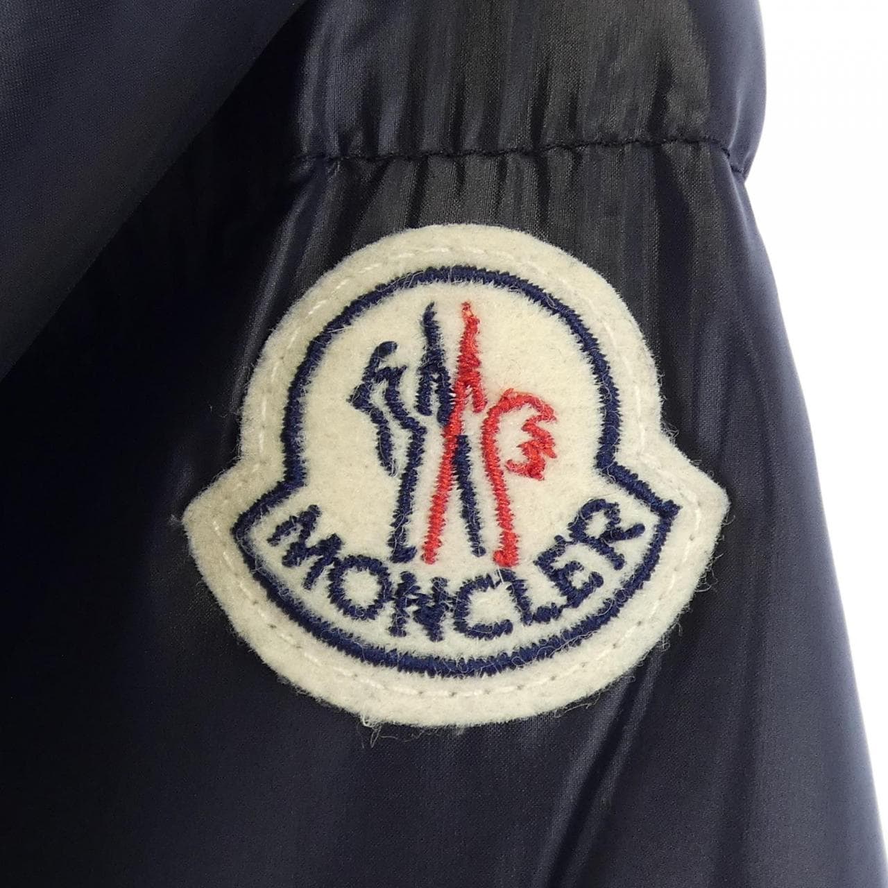 モンクレール MONCLER 53052 SERIN ダウンジャケット