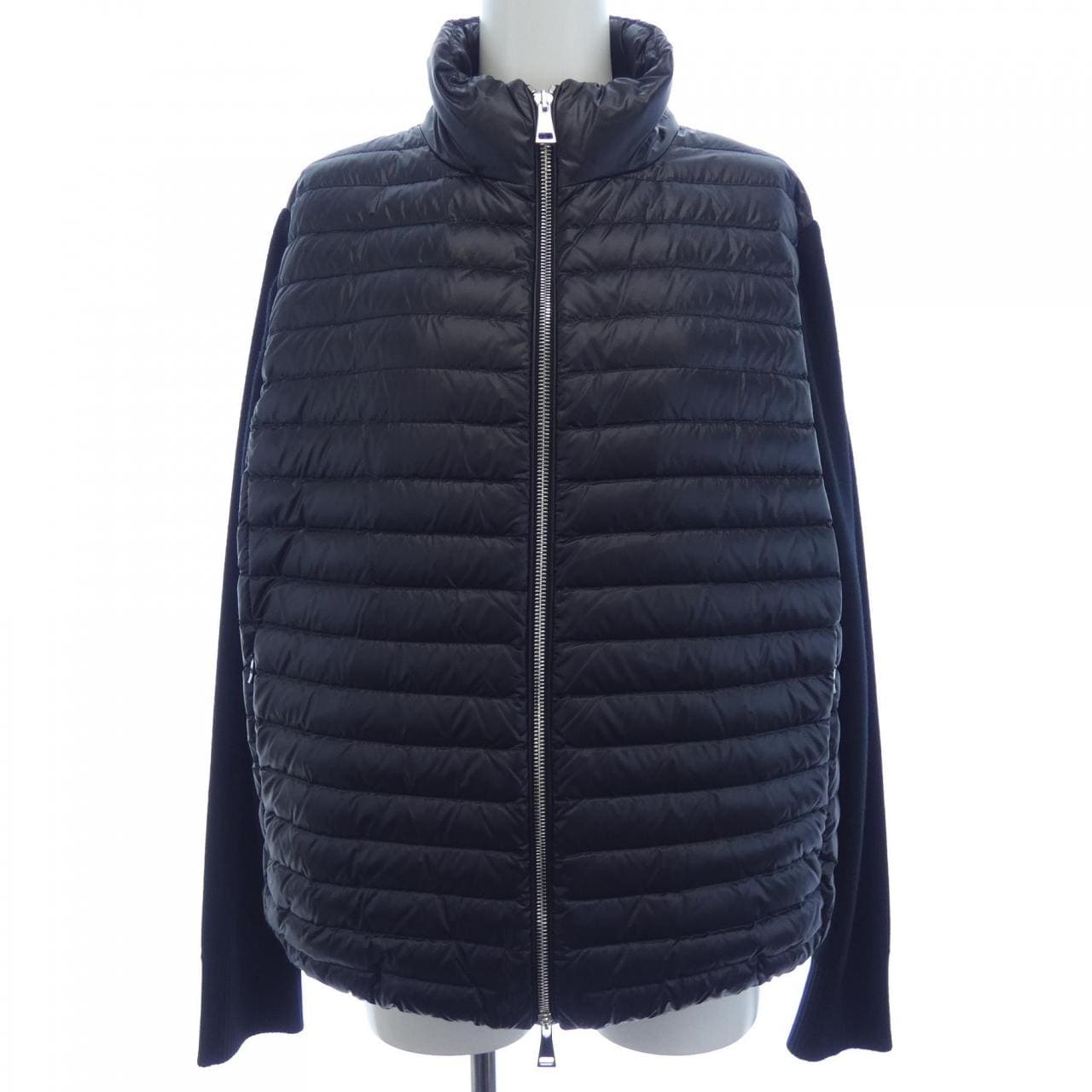 モンクレール MONCLER 10939B00017 ダウンジャケット