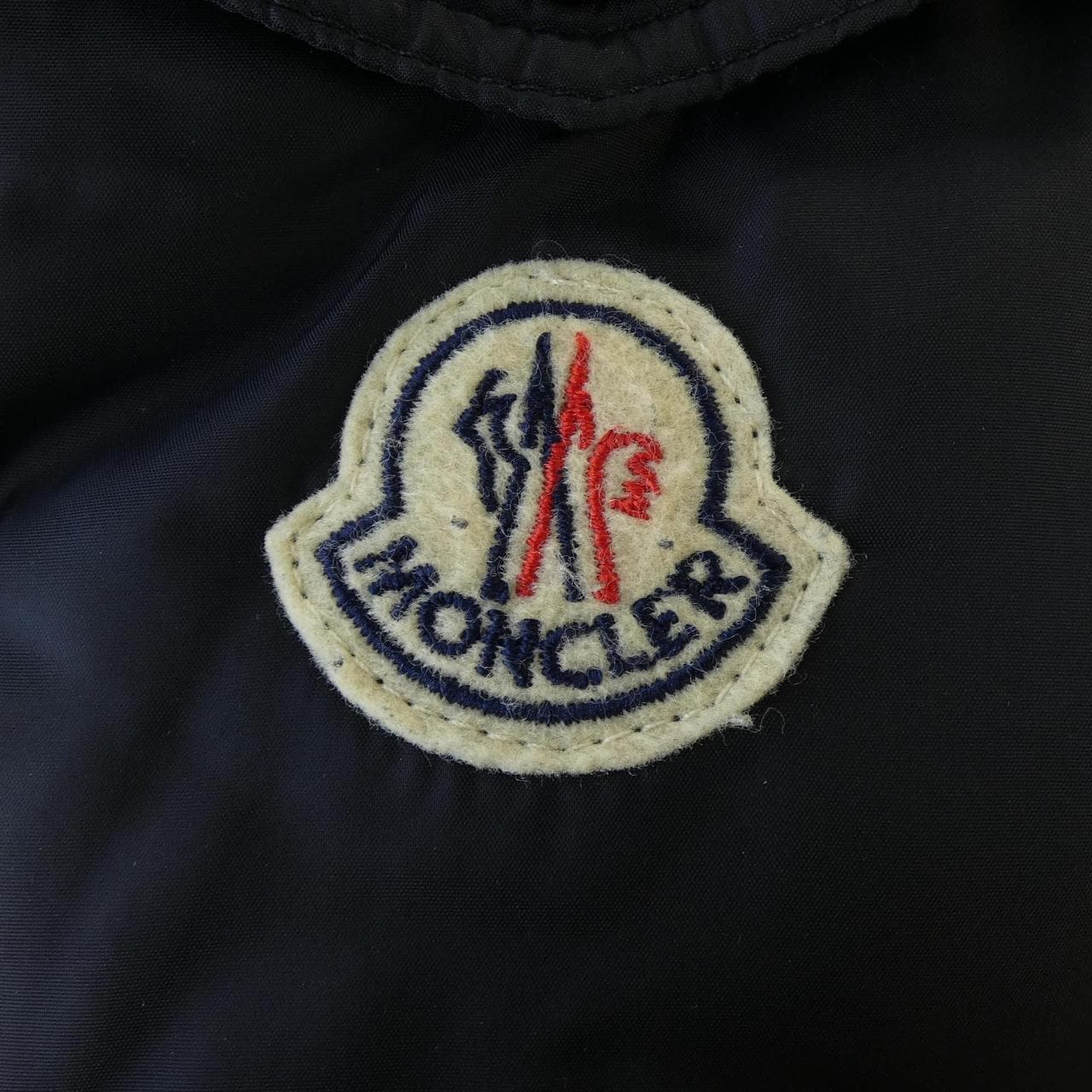 モンクレール MONCLER MORANDIERES ダウンジャケット