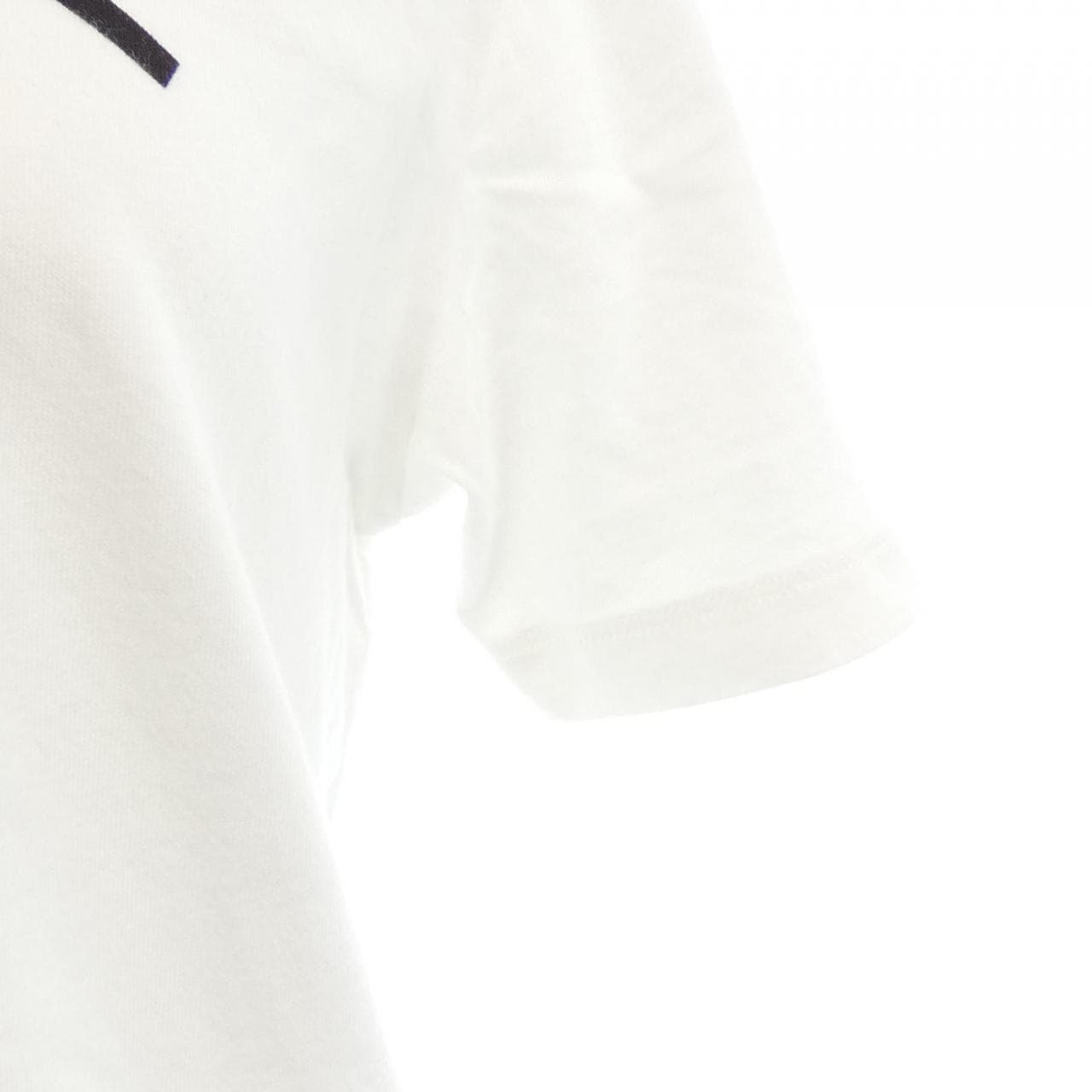 ETRE CECILE Tシャツ