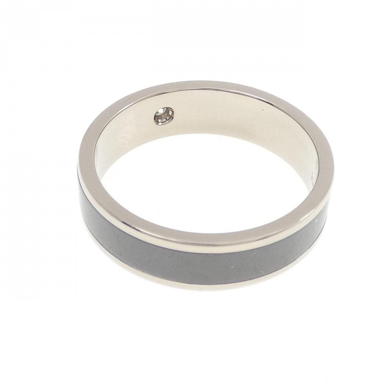 ハリーウィンストン ザリウム リング