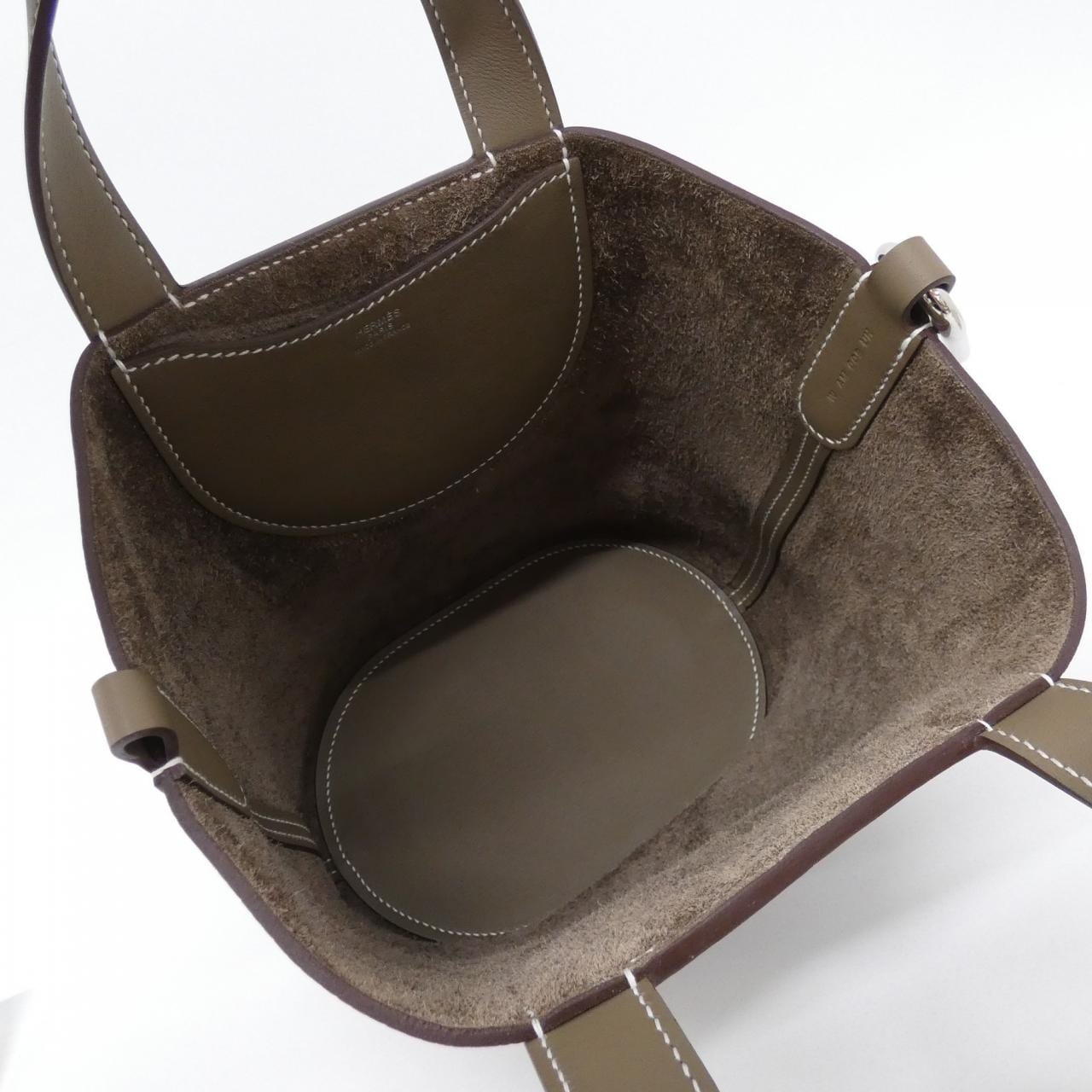 エルメス イン ザ ループ 18cm 084274CK バッグ
