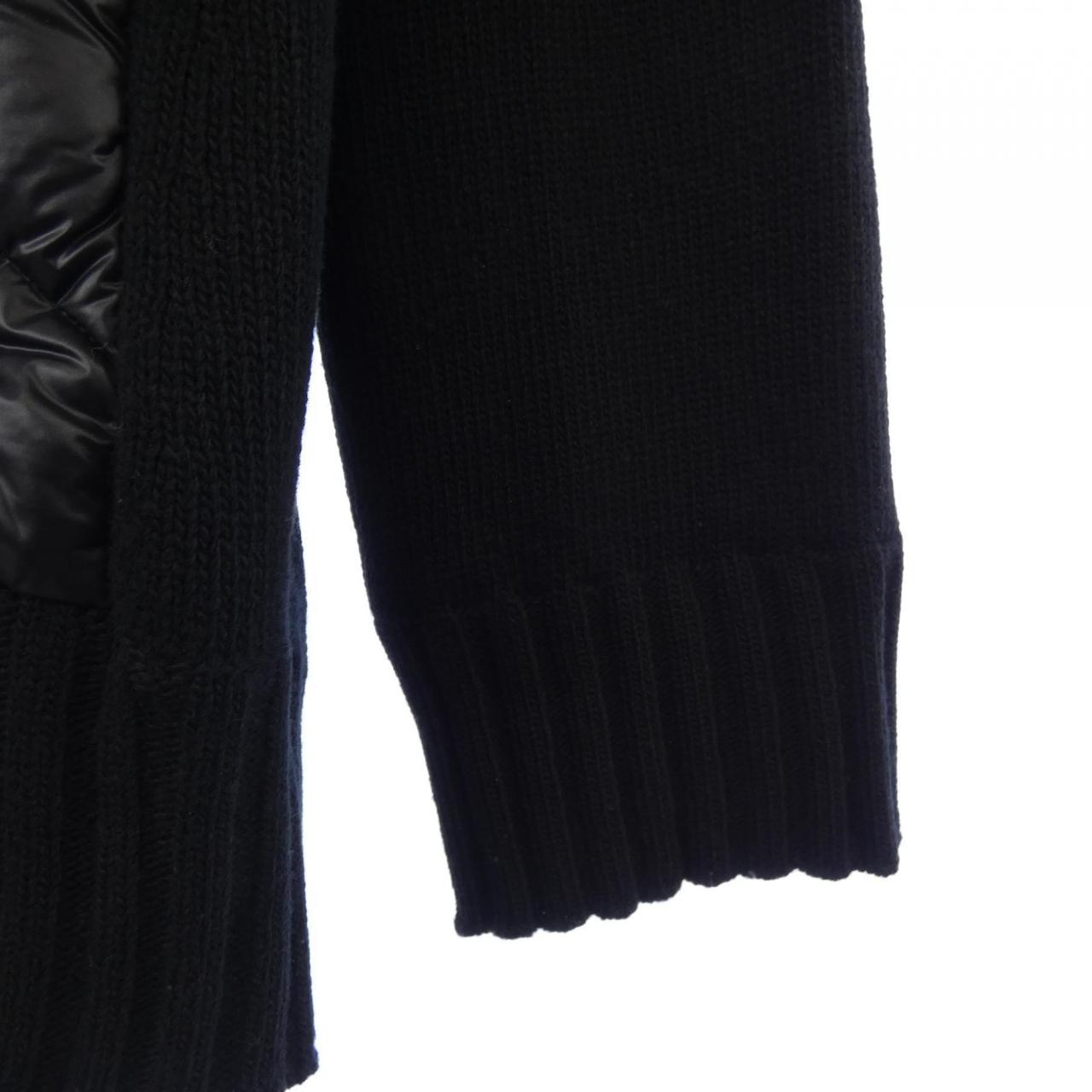 モンクレール MONCLER ダウンジャケット