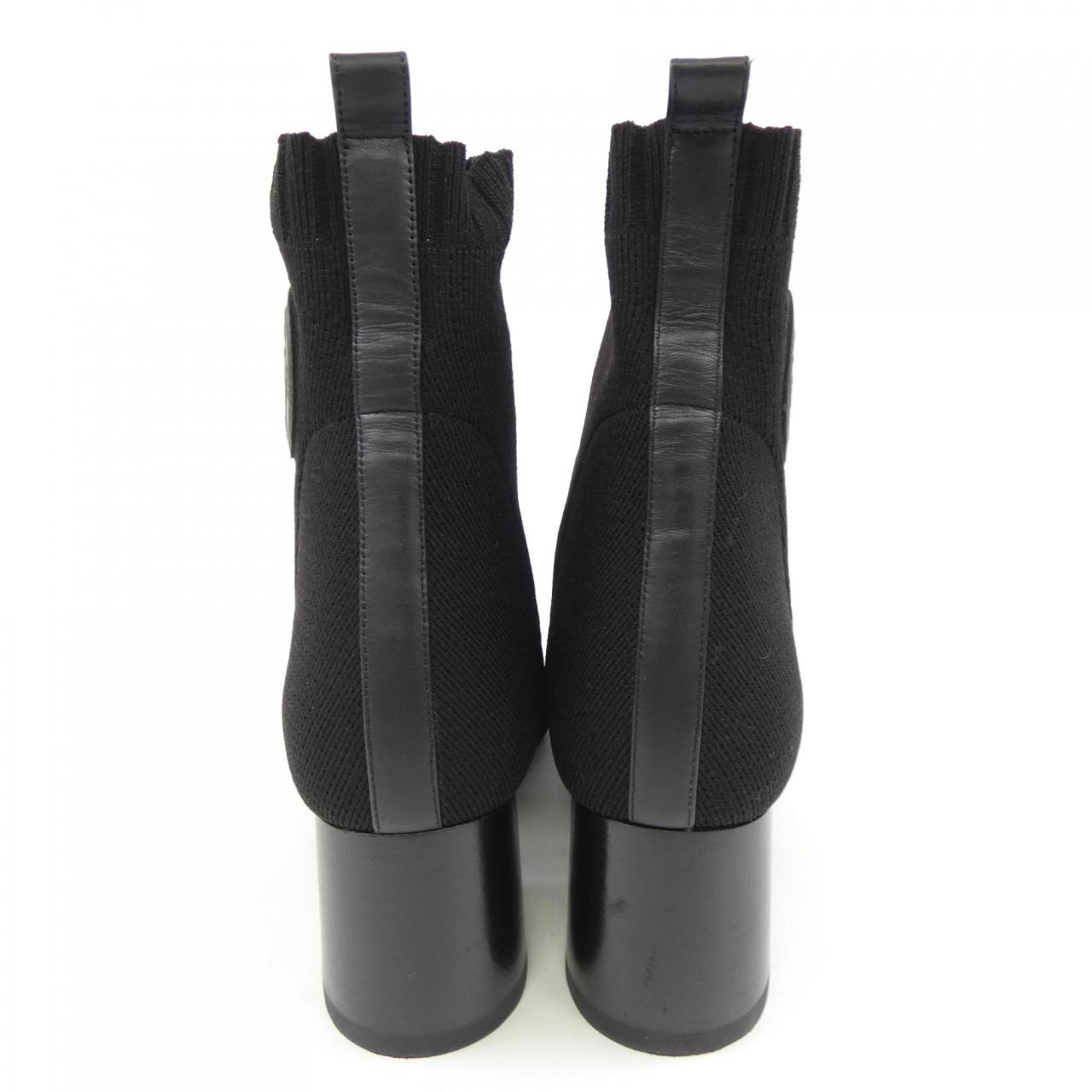 エルメス HERMES ヴォルヴェール VOLVER エクスリブリス/クリック セ ヌエ 192034Z ブーツ