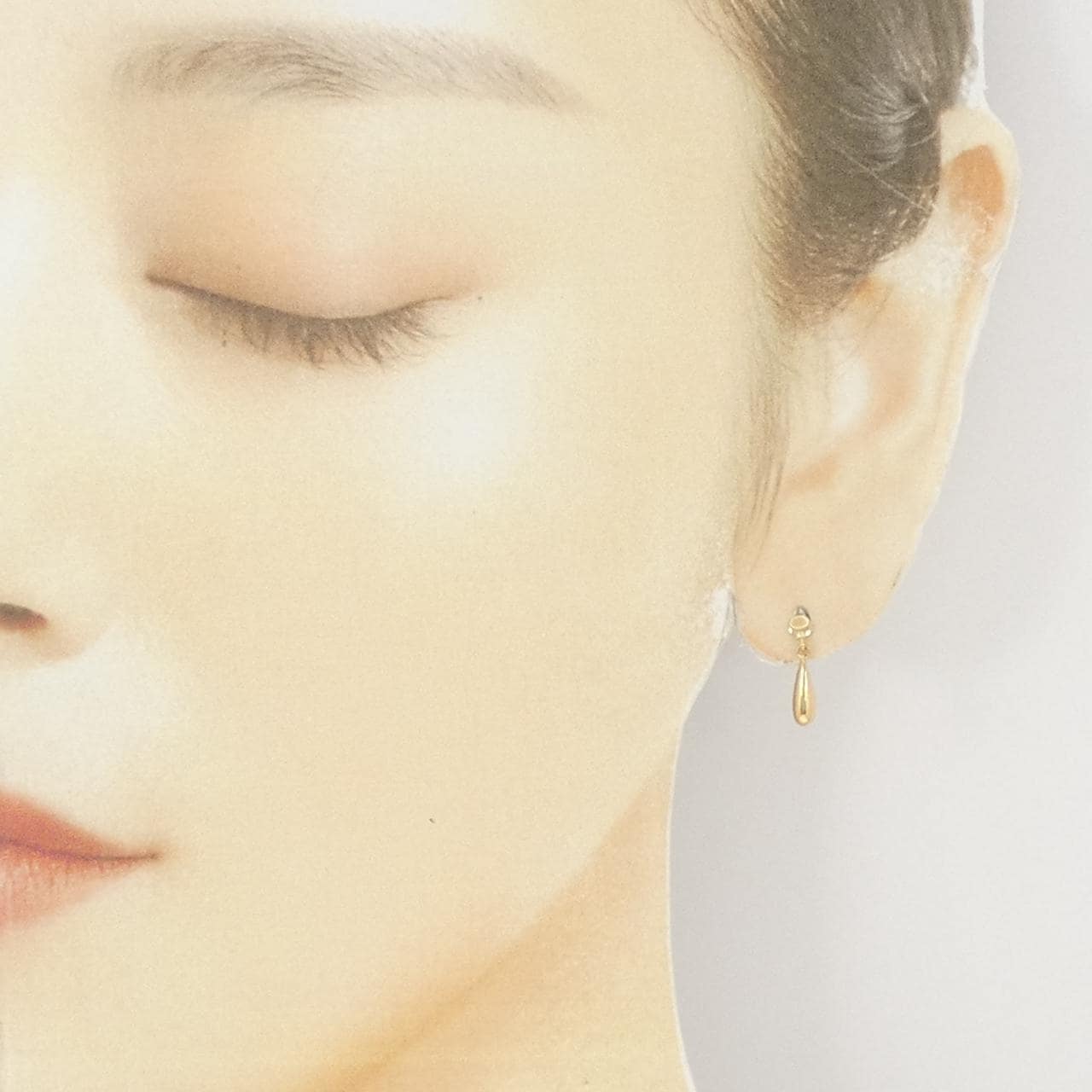 K18YG earrings