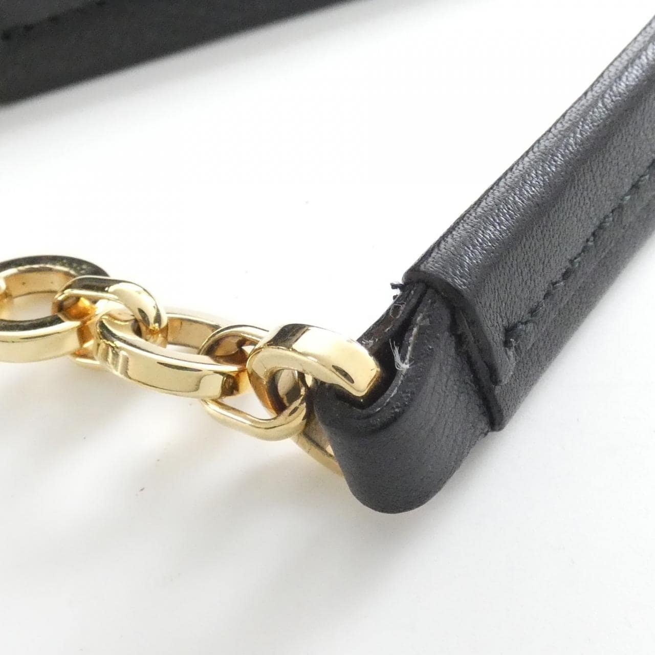 サルヴァトーレフェラガモ 21 E437 ショルダーバッグ