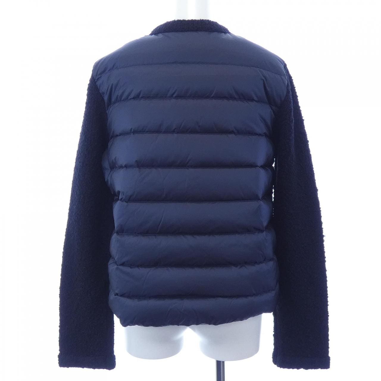 【新品】モンクレール MONCLER K20939B00005 ダウンジャケット