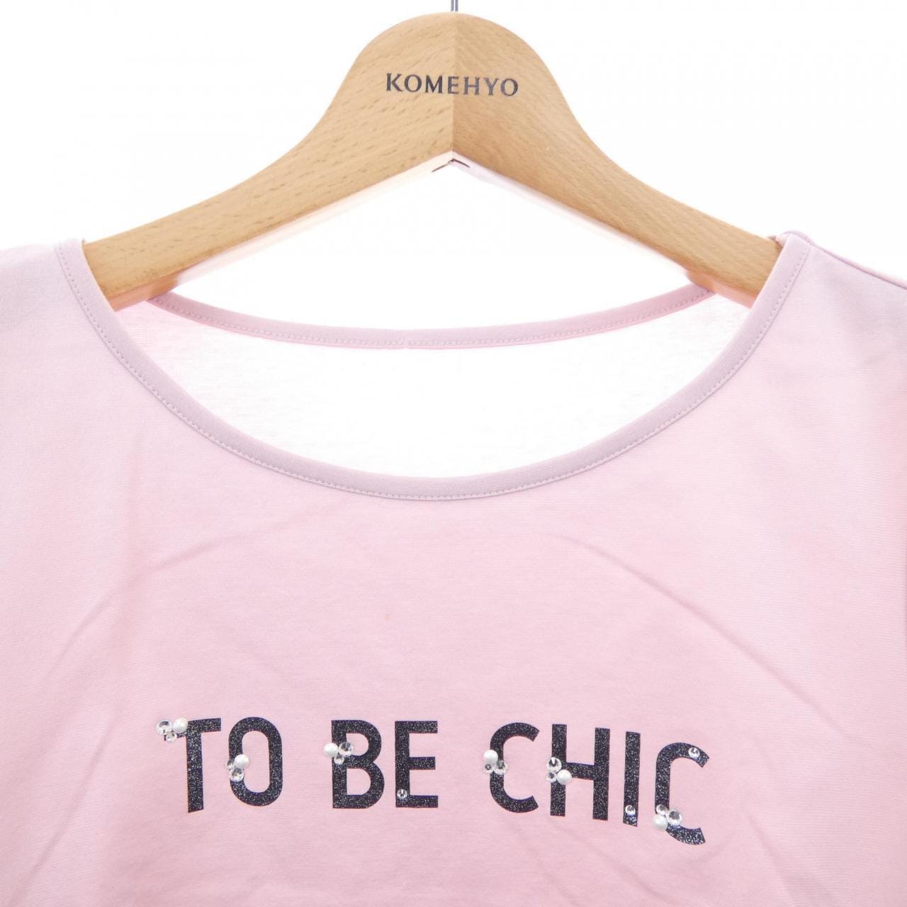 トゥービーシック TO BE CHIC Tシャツ