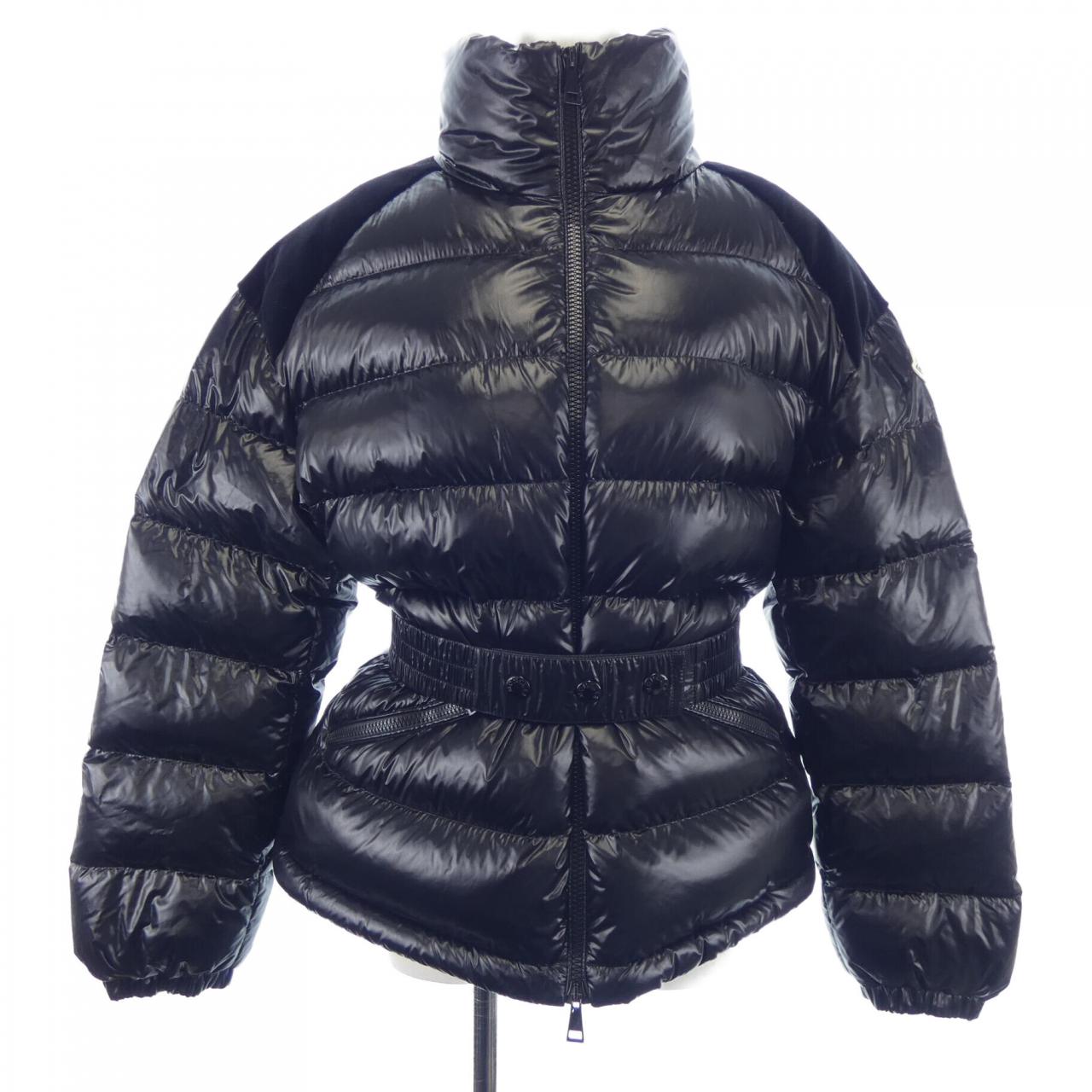 モンクレール MONCLER ダウンジャケット