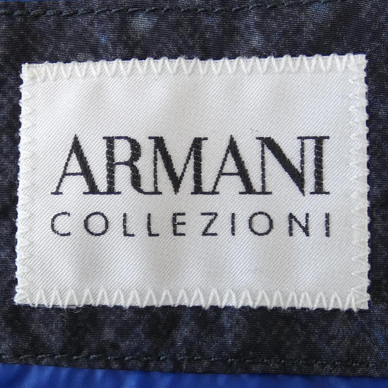 アルマーニコレツィオーニ ARMANI collezioni ダウンジャケット
