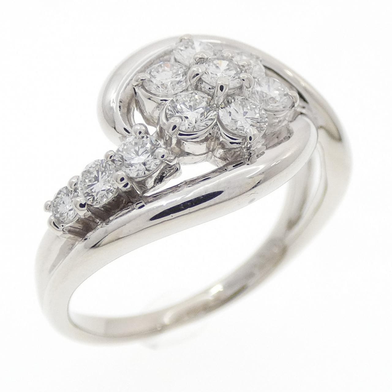 PT900 フラワー ダイヤモンド リング 0.50CT