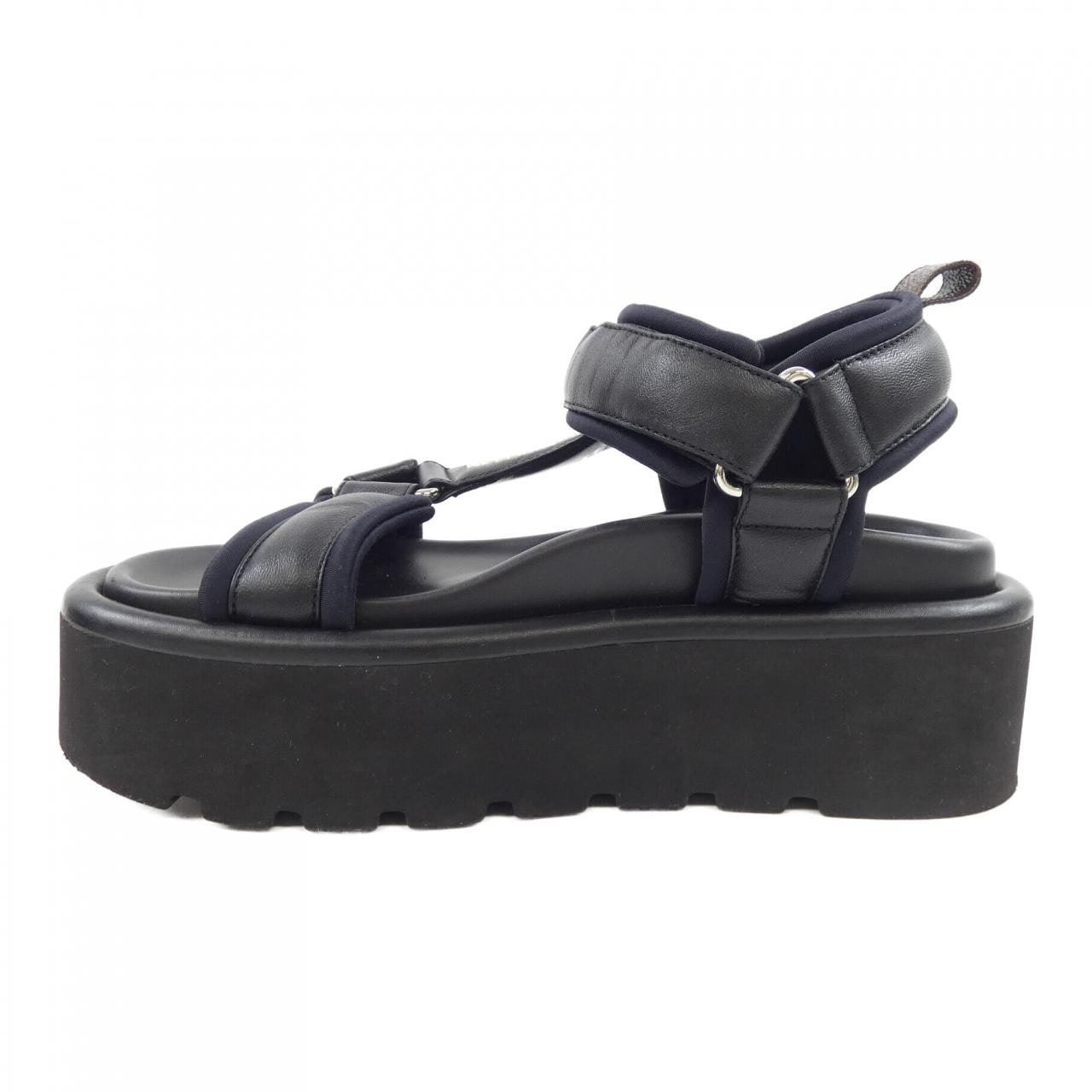 ルイヴィトン LOUIS VUITTON プールピローライン サンダル