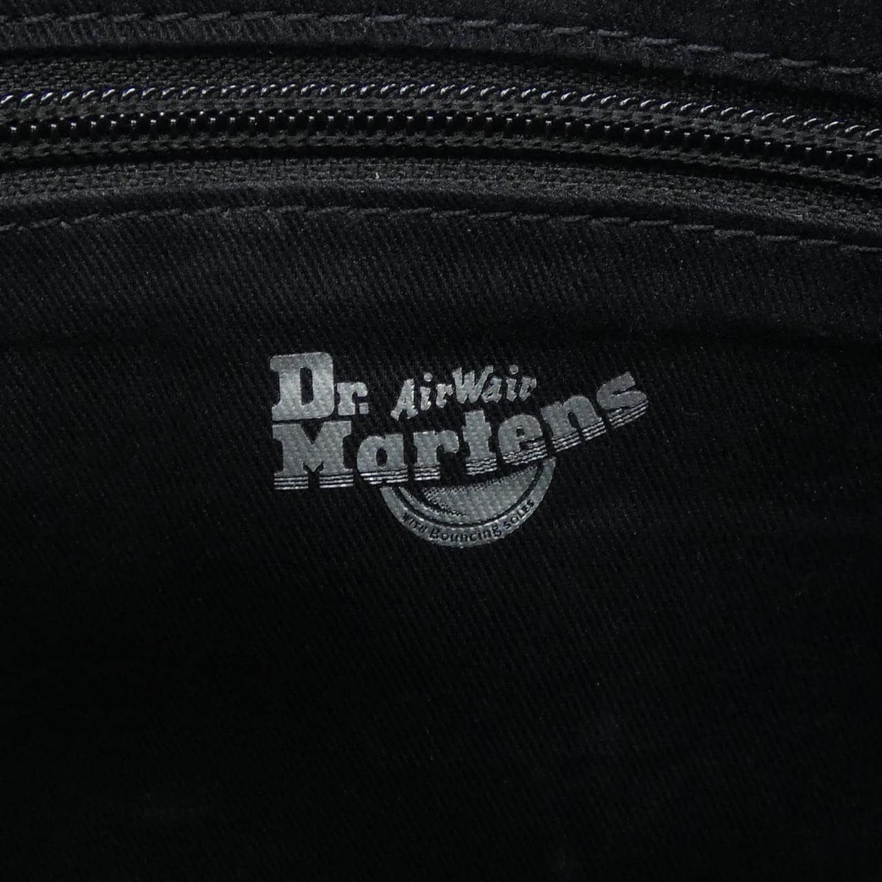 ドクターマーチン DR.MARTENS BAG