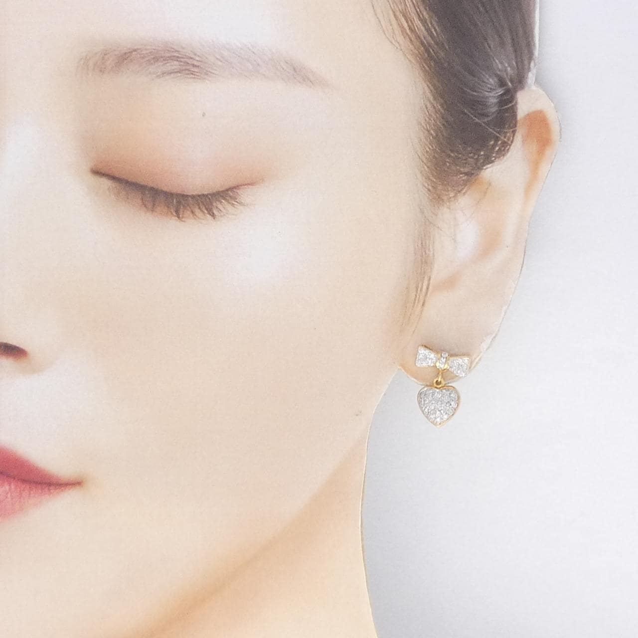 K18YG/K18WG リボン×ハート ダイヤモンド ピアス