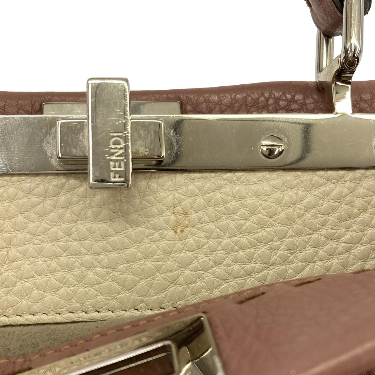 フェンディ SELLERIA ピーカブー ミニ 8BN244 Q0J バッグ