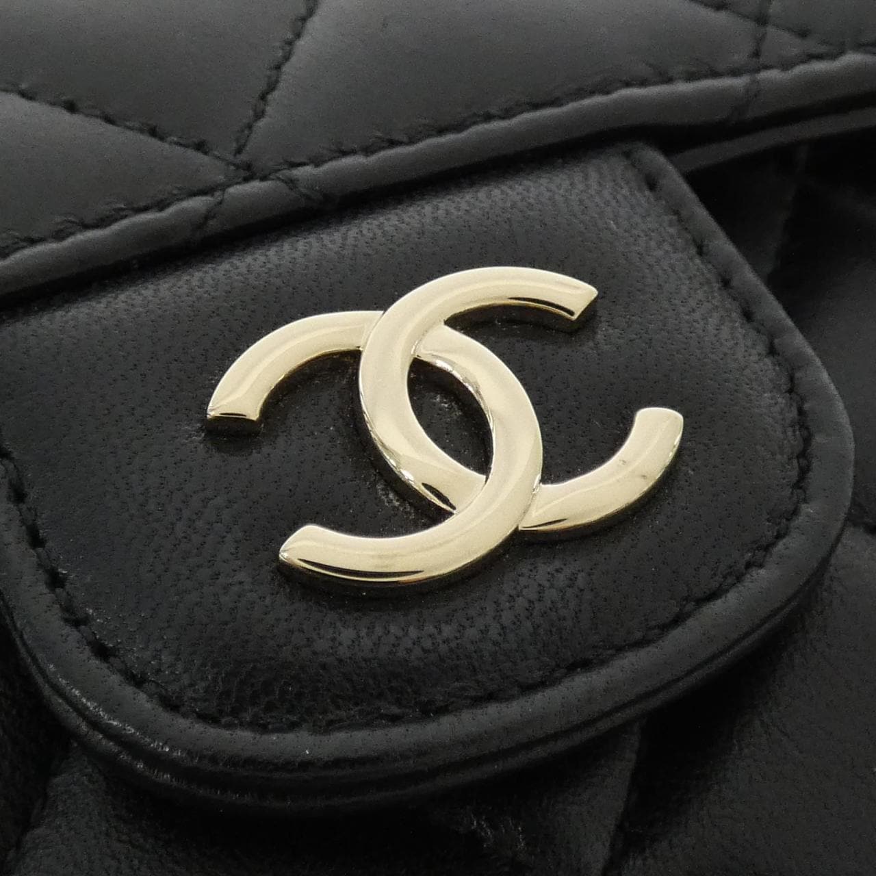 CHANEL AP2682 shoulder bag