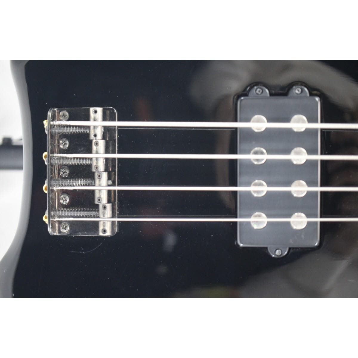 ＦＥＲＮＡＮＤＥＳ　　ＴＲＭＯＲ　４