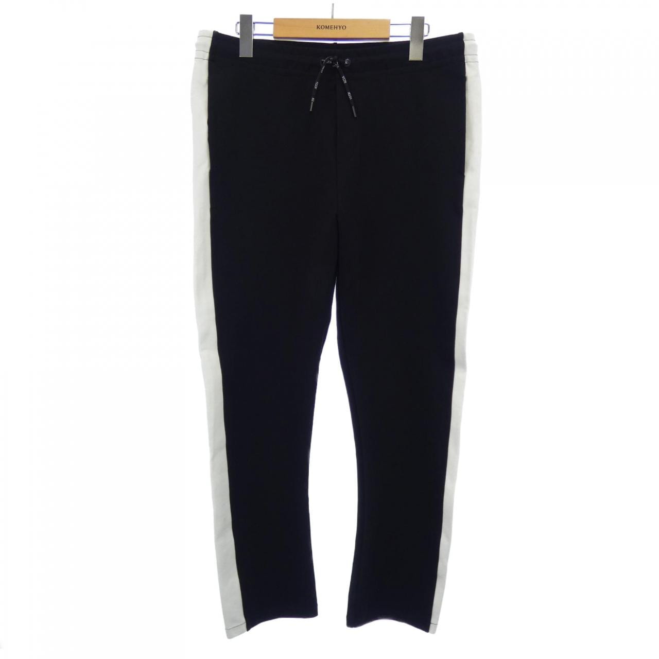 ヴァレンティノ VALENTINO パンツ