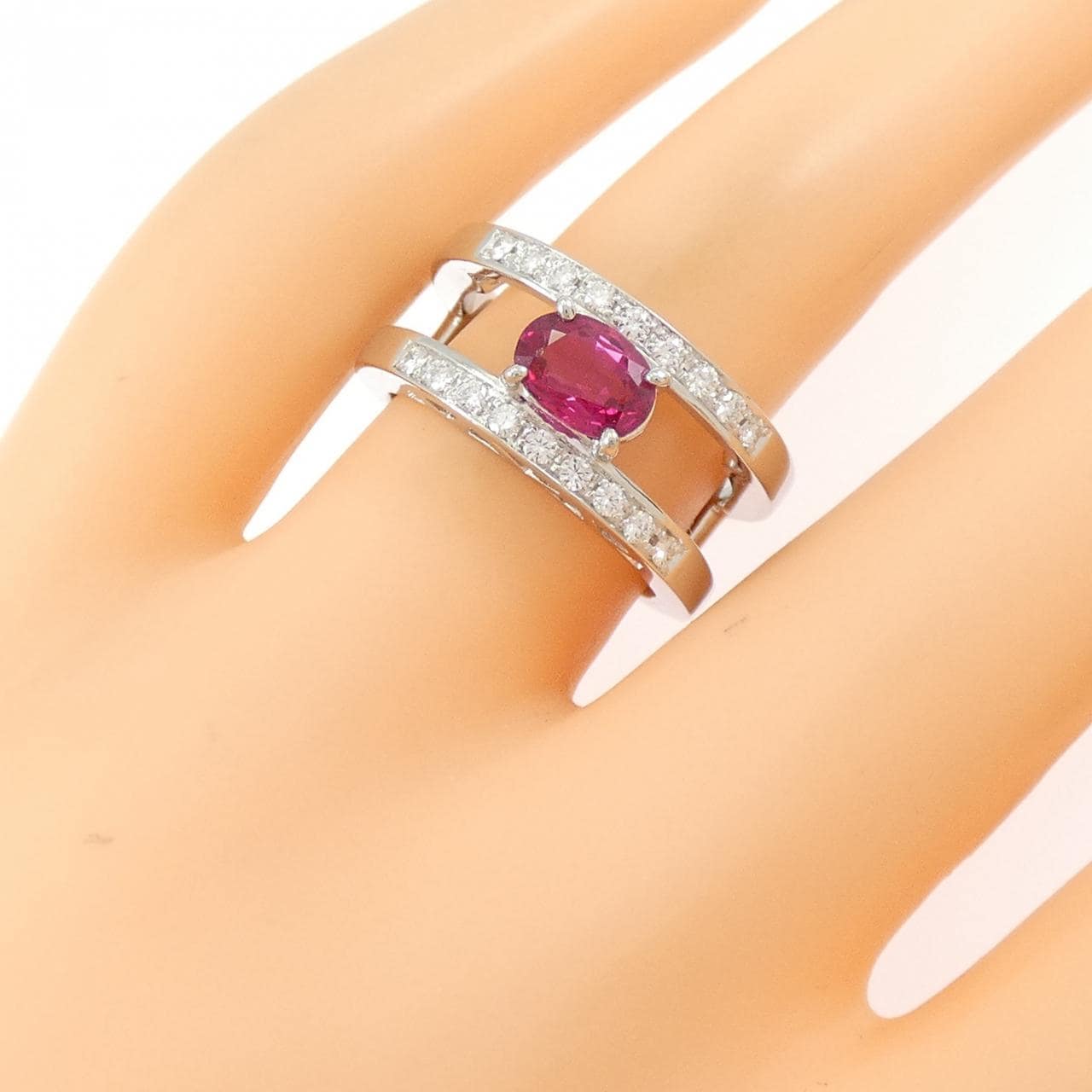 タサキ ルビー リング 0.86CT
