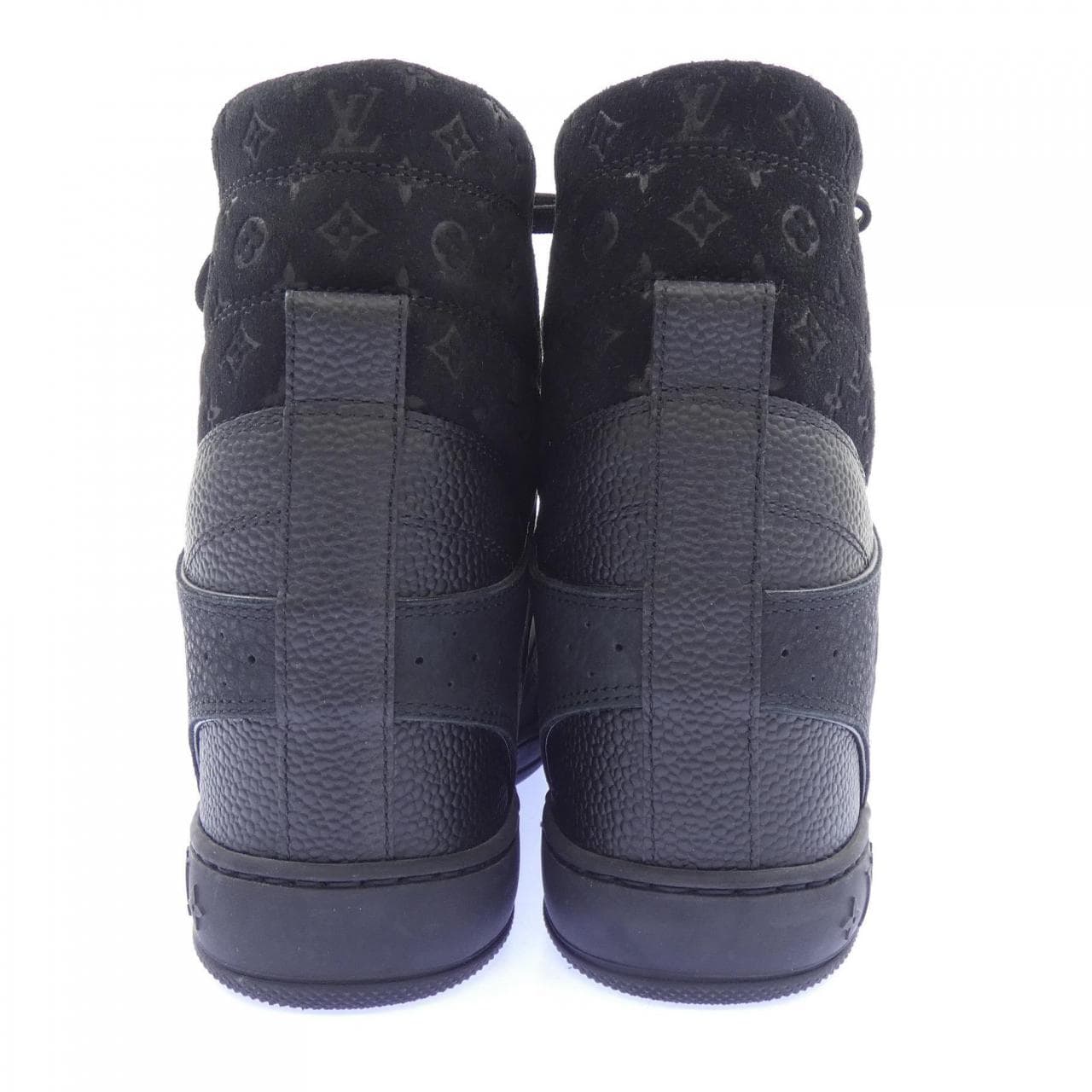 ルイヴィトン LOUIS VUITTON GO1123 スニーカー