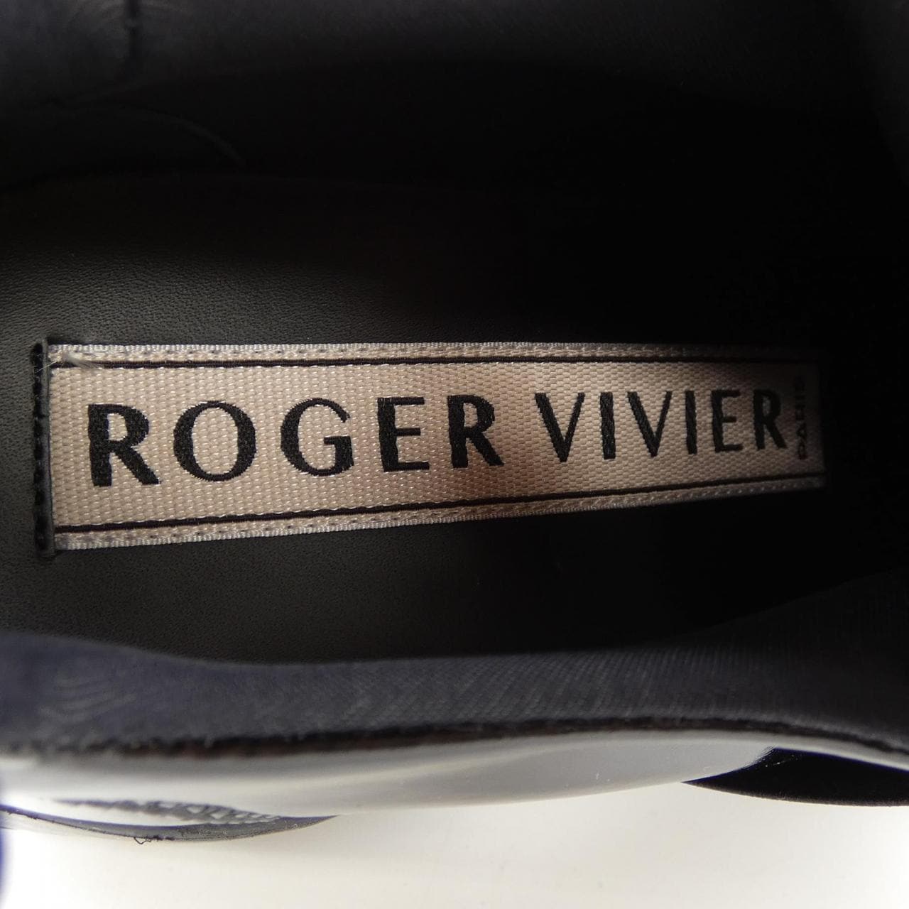 ロジェヴィヴィエ ROGER VIVIER スニーカー