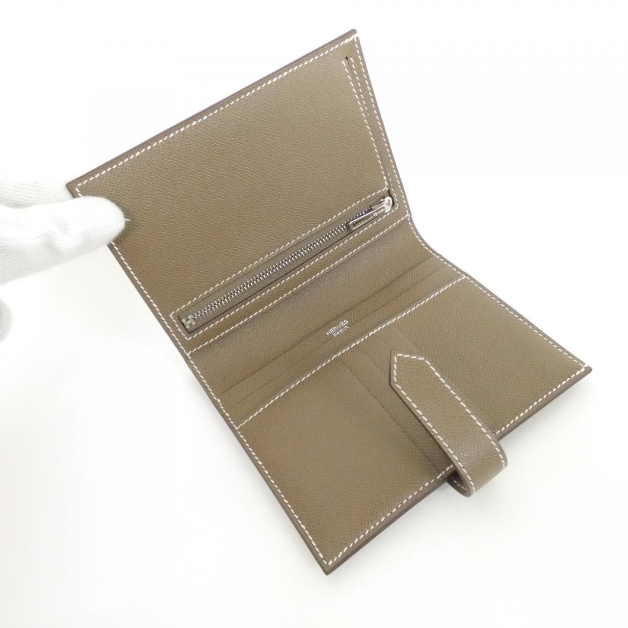 【未使用品】エルメス ベアン コンパクト 084817CK 財布