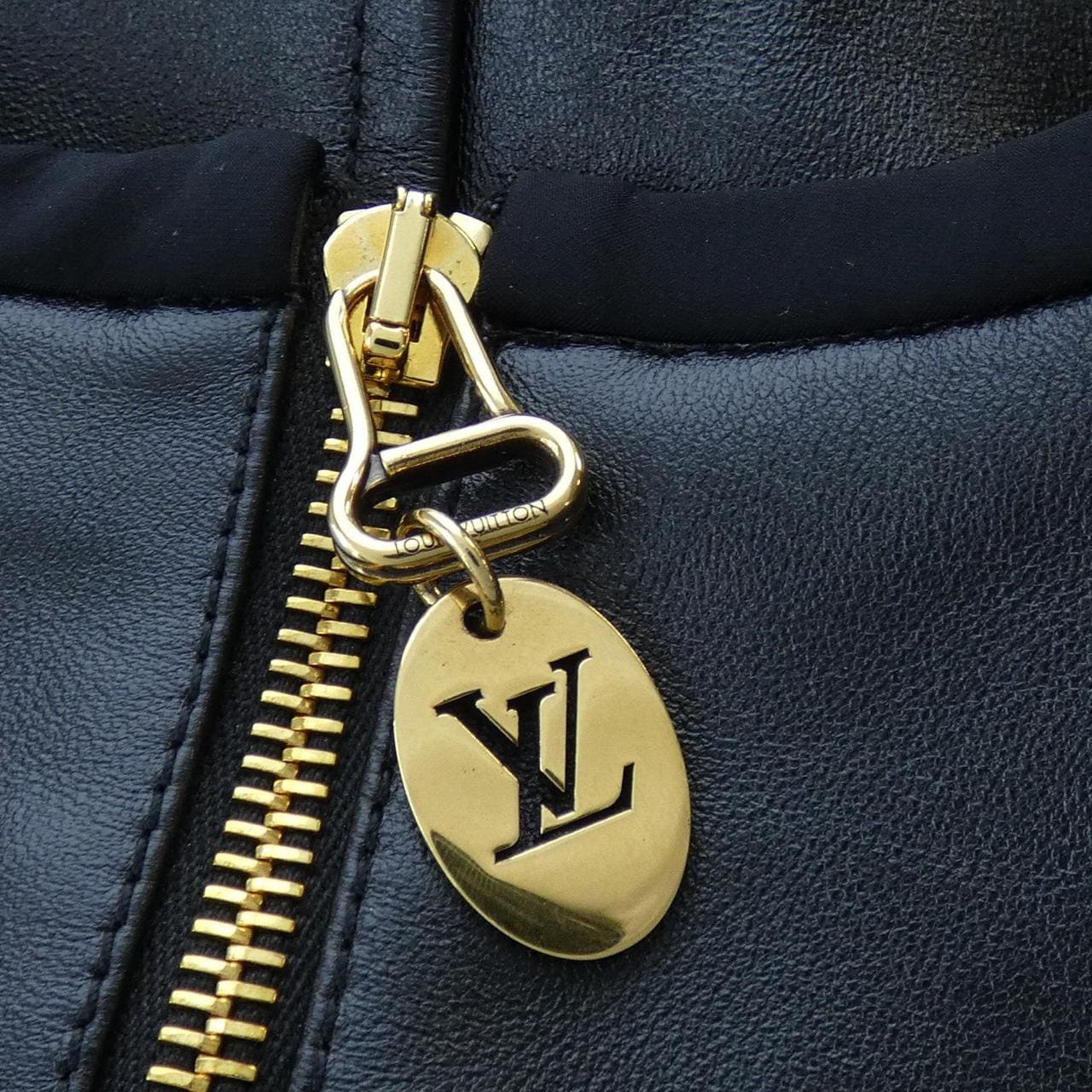 ルイヴィトン LOUIS VUITTON トップス
