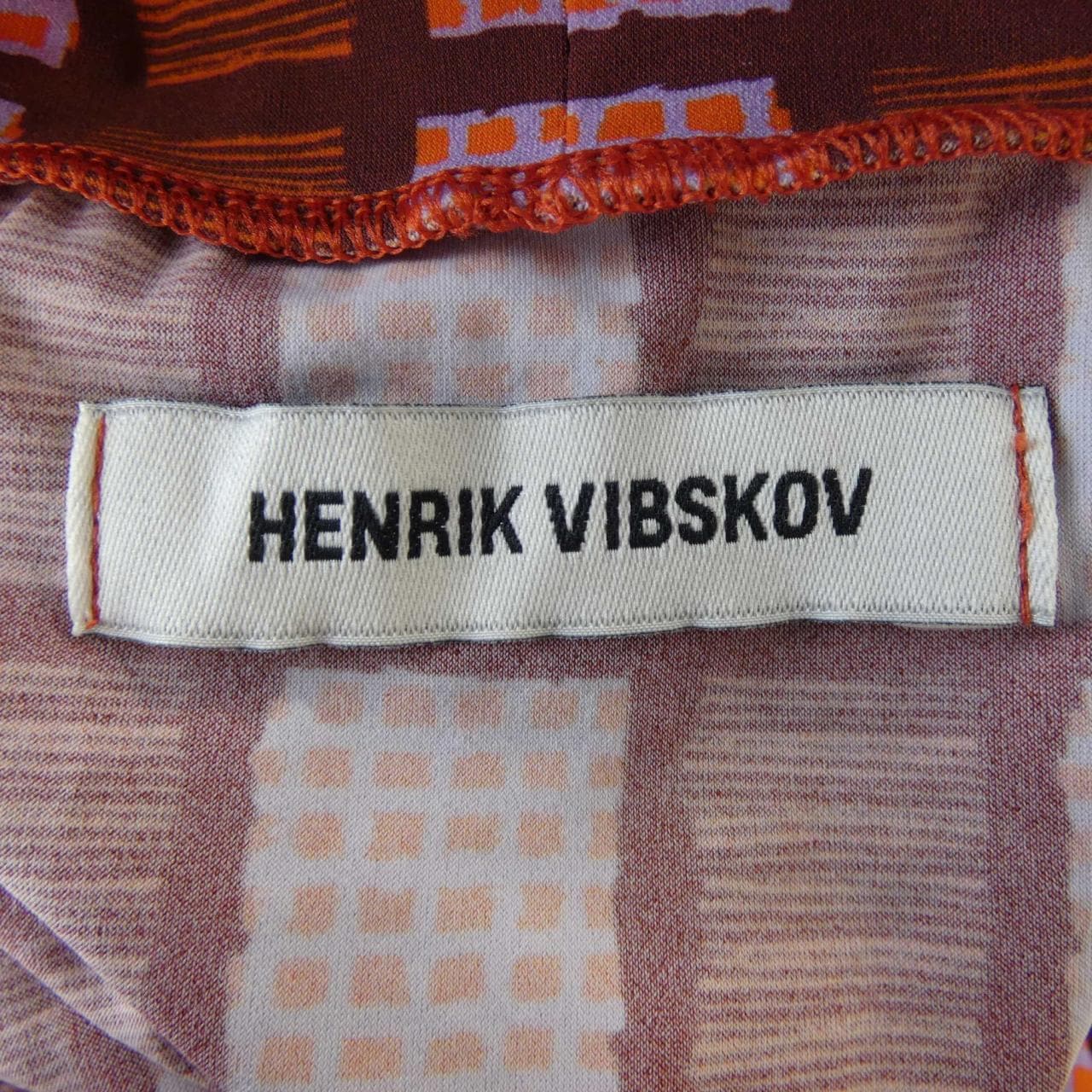 ヘンリックヴィブスコフ HENRIK VIBSKOV トップス