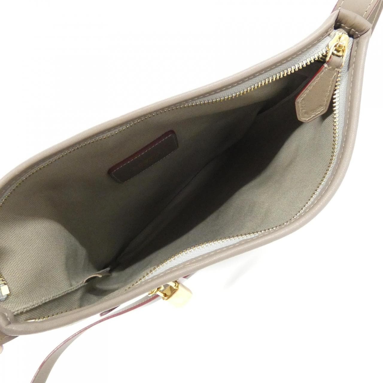 ロエベ 368 80 A99 ショルダーバッグ