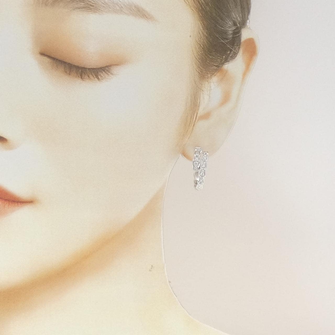 ブルガリ セルペンティ ヴァイパー ピアス