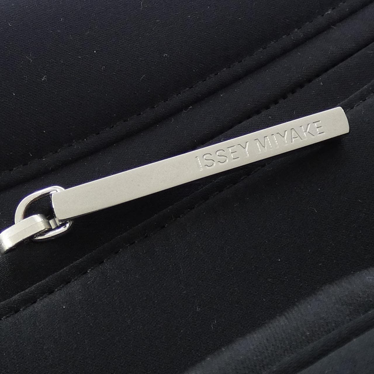 イッセイミヤケ ISSEY MIYAKE IM31AG501 BAG