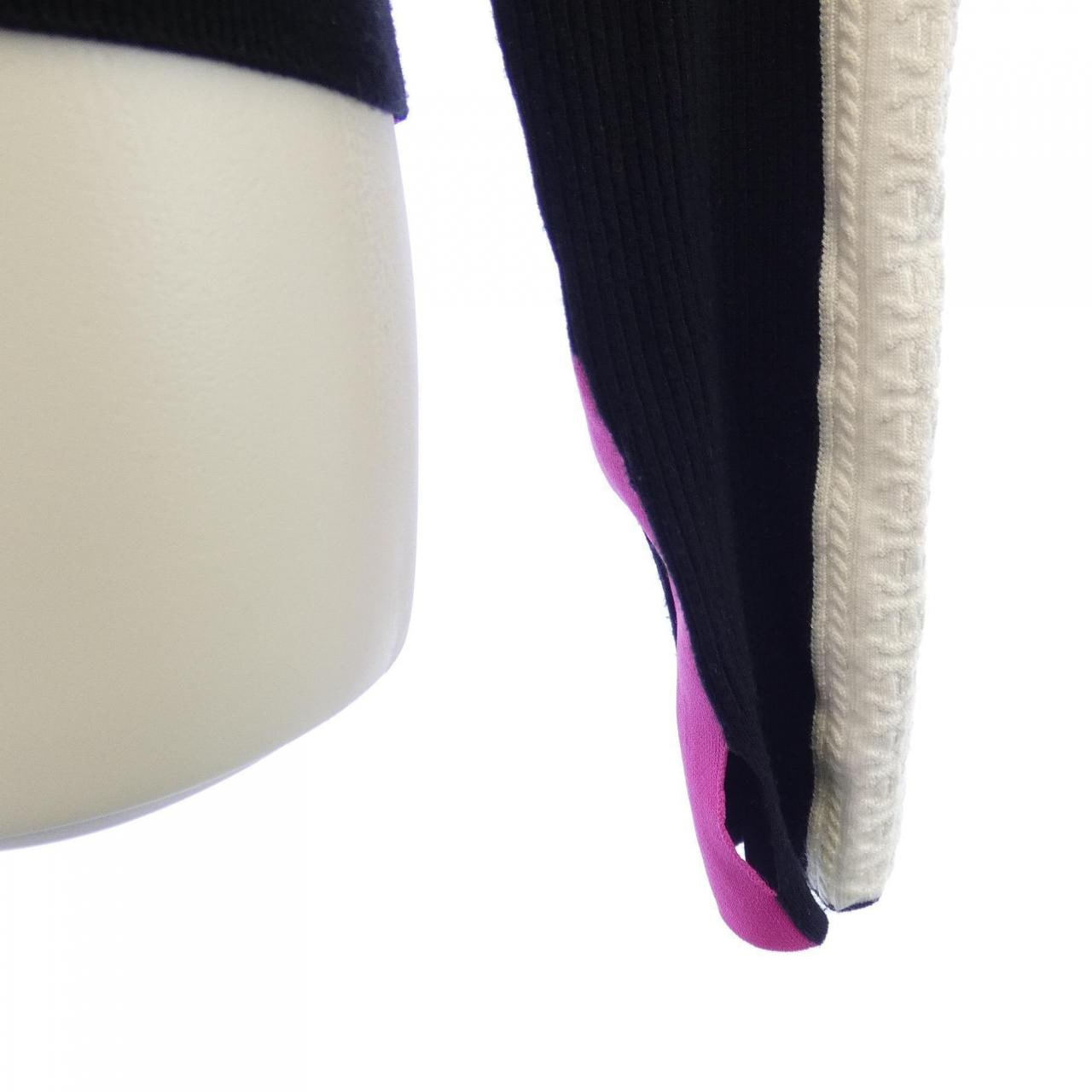 シャネル CHANEL P74366K10847 23N ニット