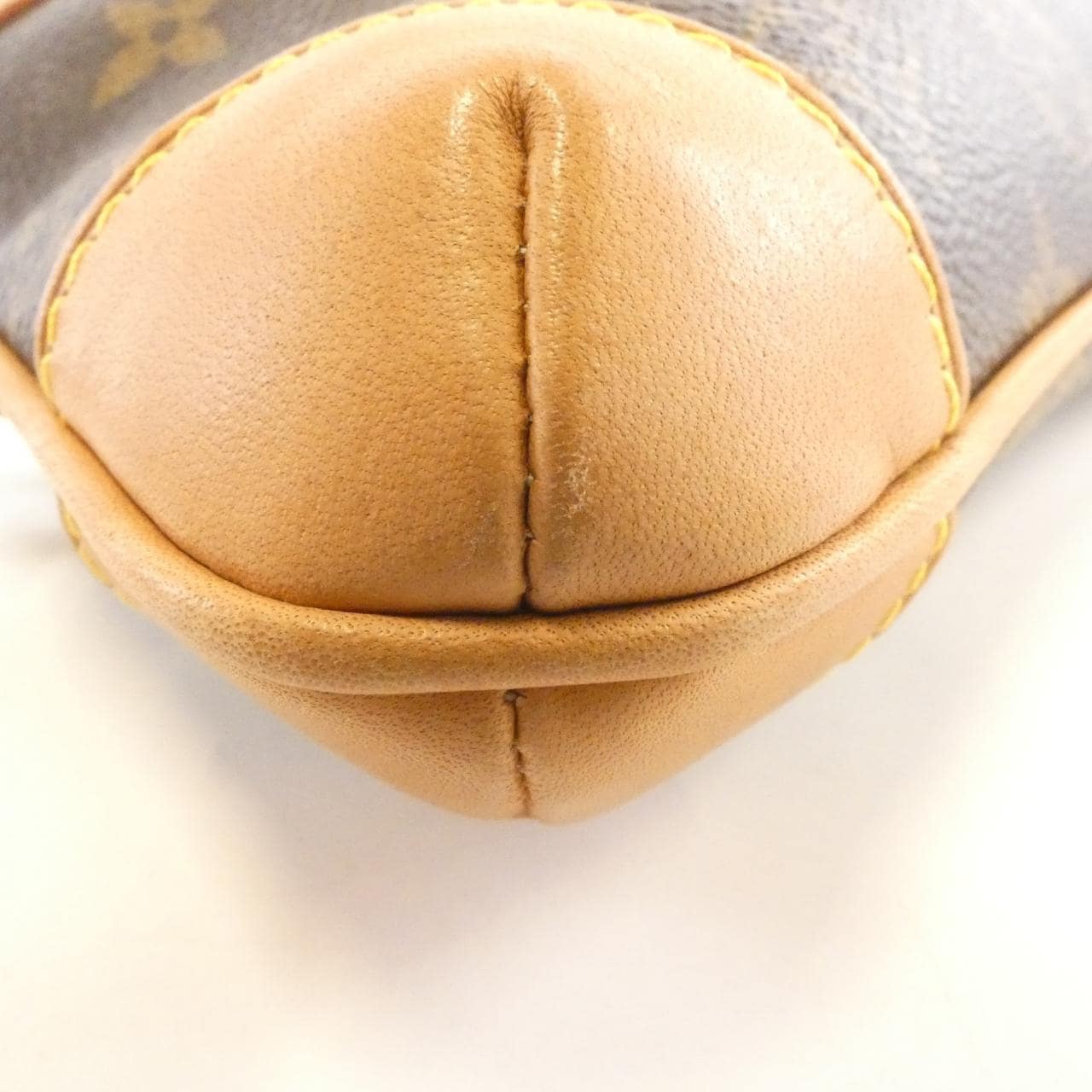 ルイヴィトン モノグラム ミニ クーサン M51143 ショルダーバッグ