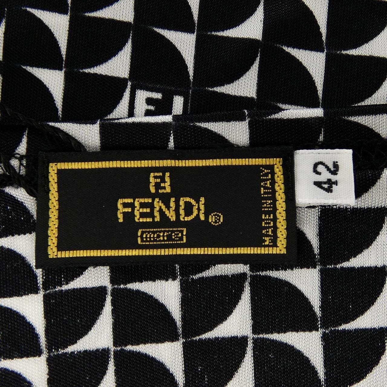 【ヴィンテージ】フェンディ FENDI Tシャツ