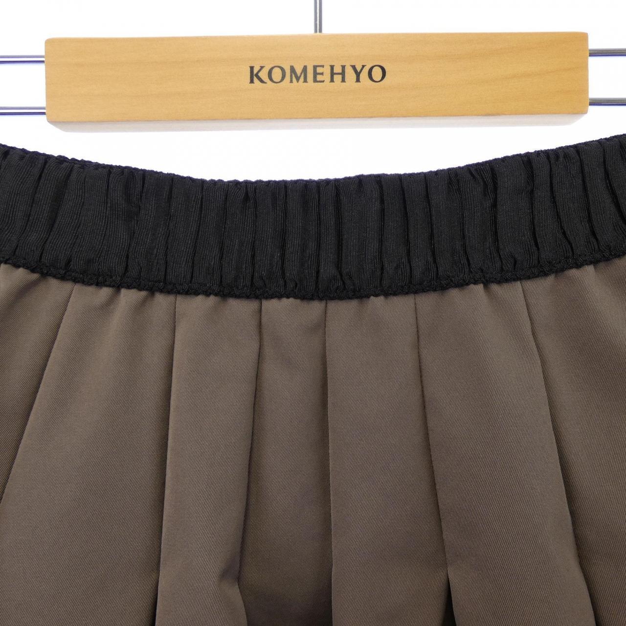 トゥービーシック TO BE CHIC スカート