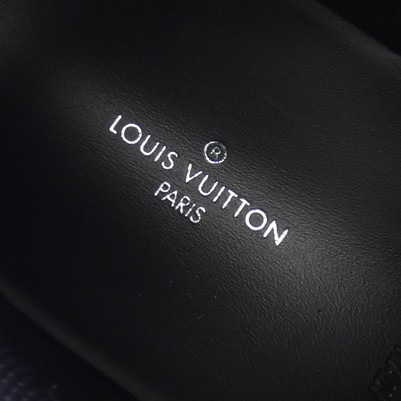 ルイヴィトン LOUIS VUITTON アークライトライン スニーカー