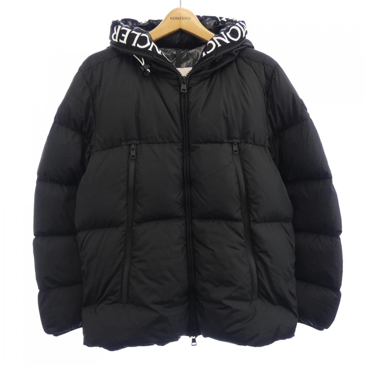 モンクレール MONCLER ダウンジャケット