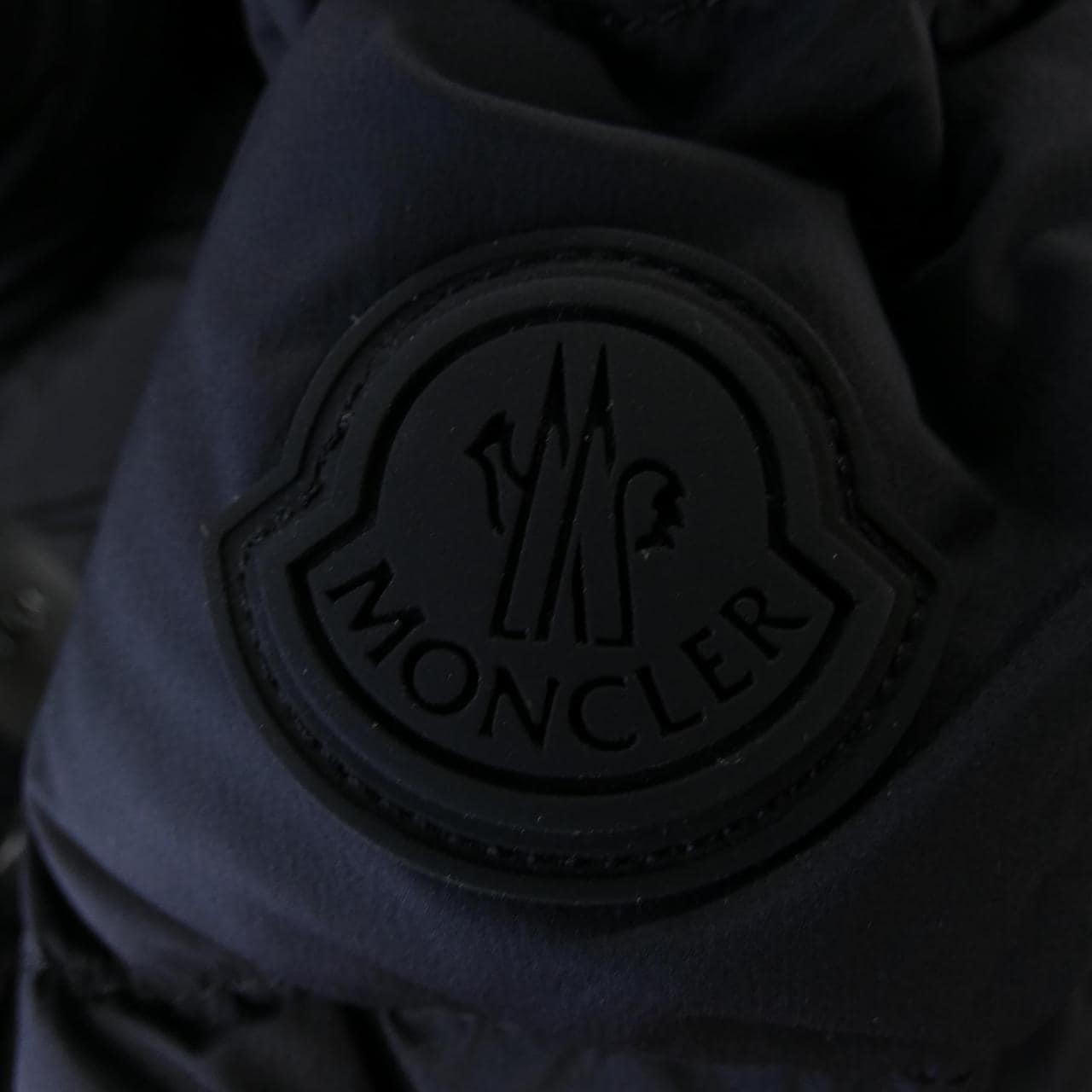 モンクレール MONCLER ダウンジャケット