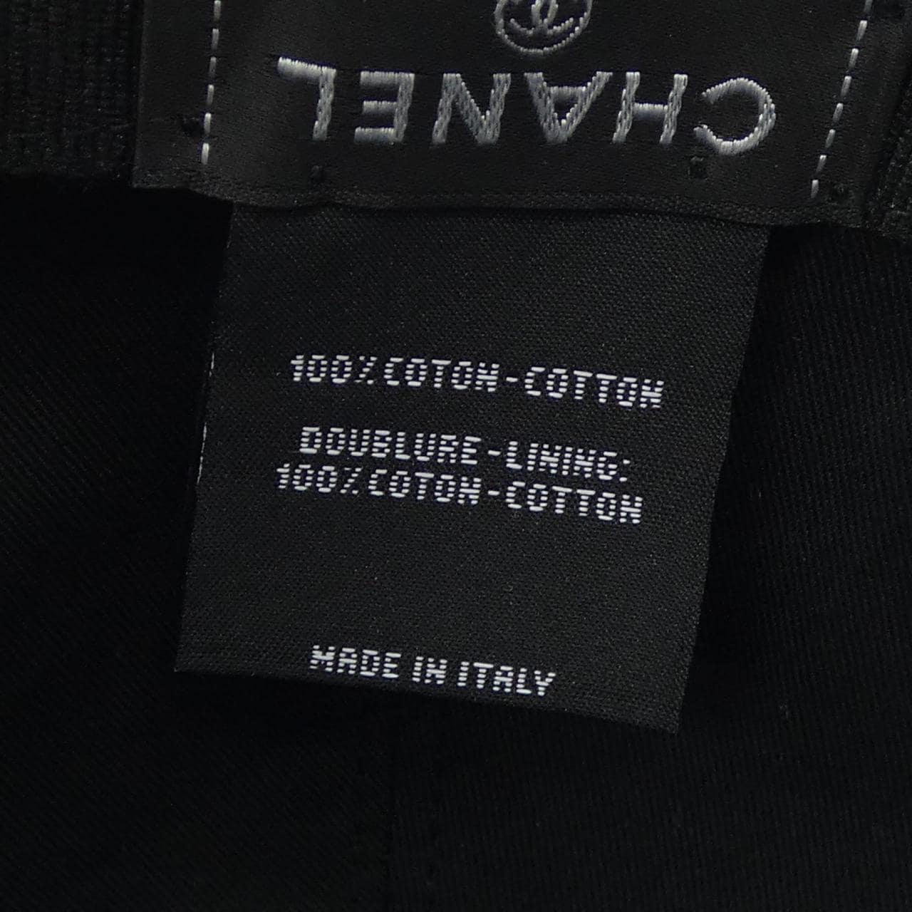 シャネル CHANEL 2次元コード キャップ