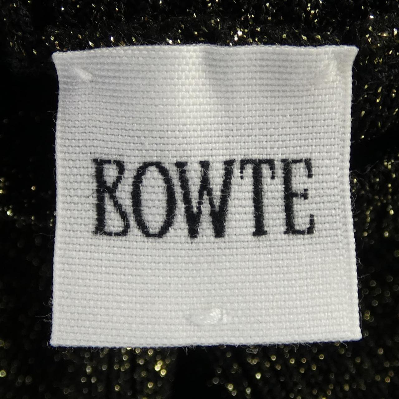 ボウタイ BOW TIE トップス