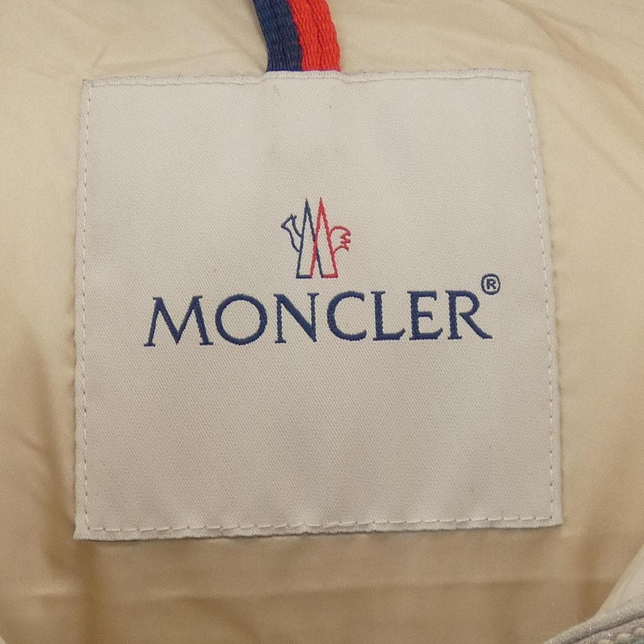 MONCLER蒙克勒羽绒服