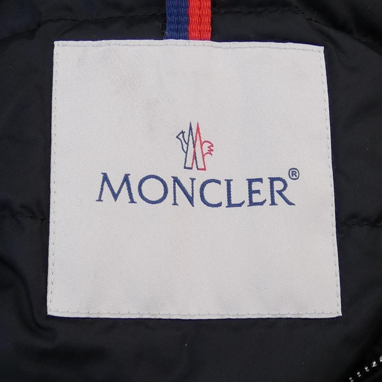 モンクレール MONCLER ダウンジャケット