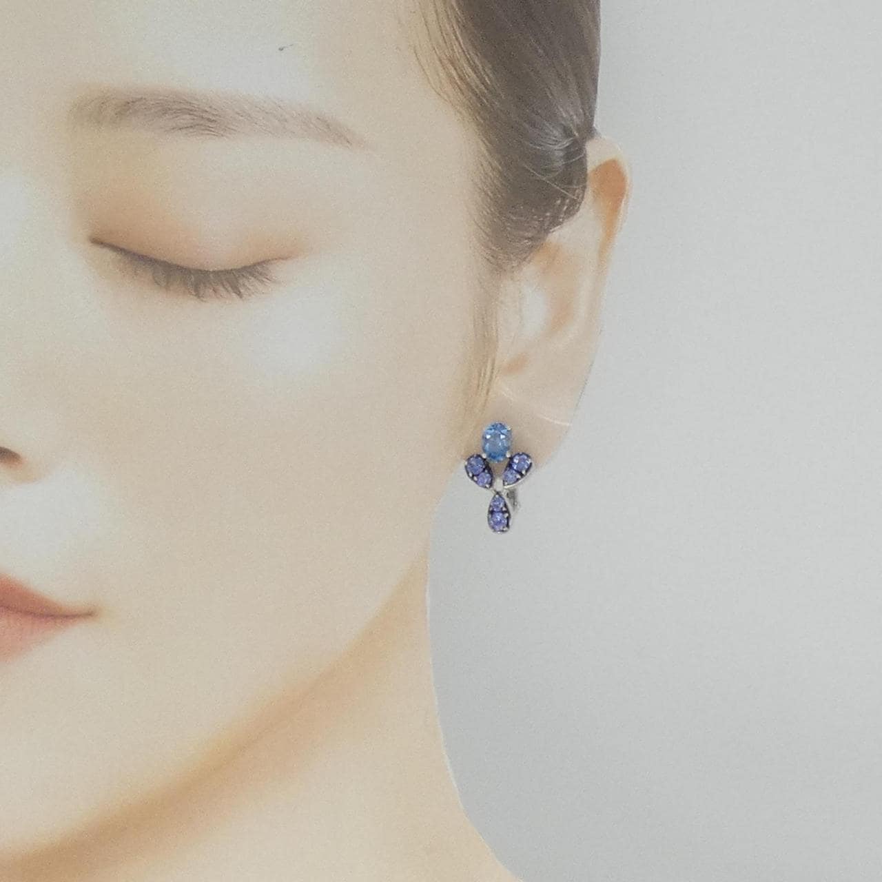 TASAKI Aquamarine Earrings 2.05CT