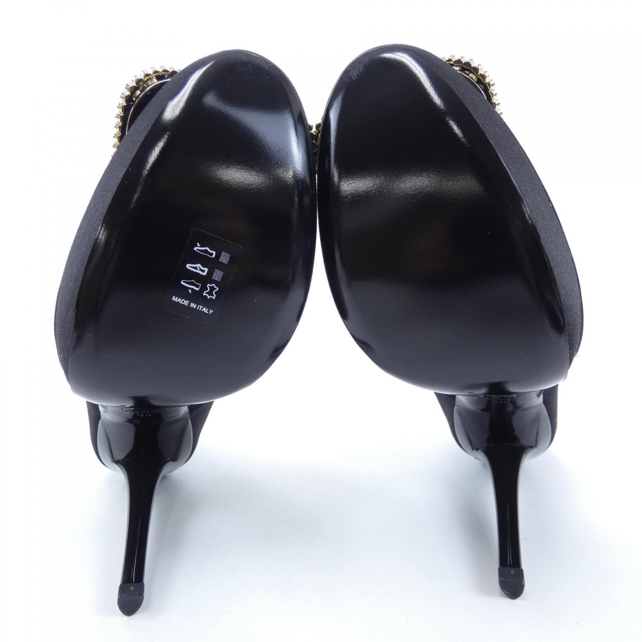 ロジェヴィヴィエ ROGER VIVIER パンプス