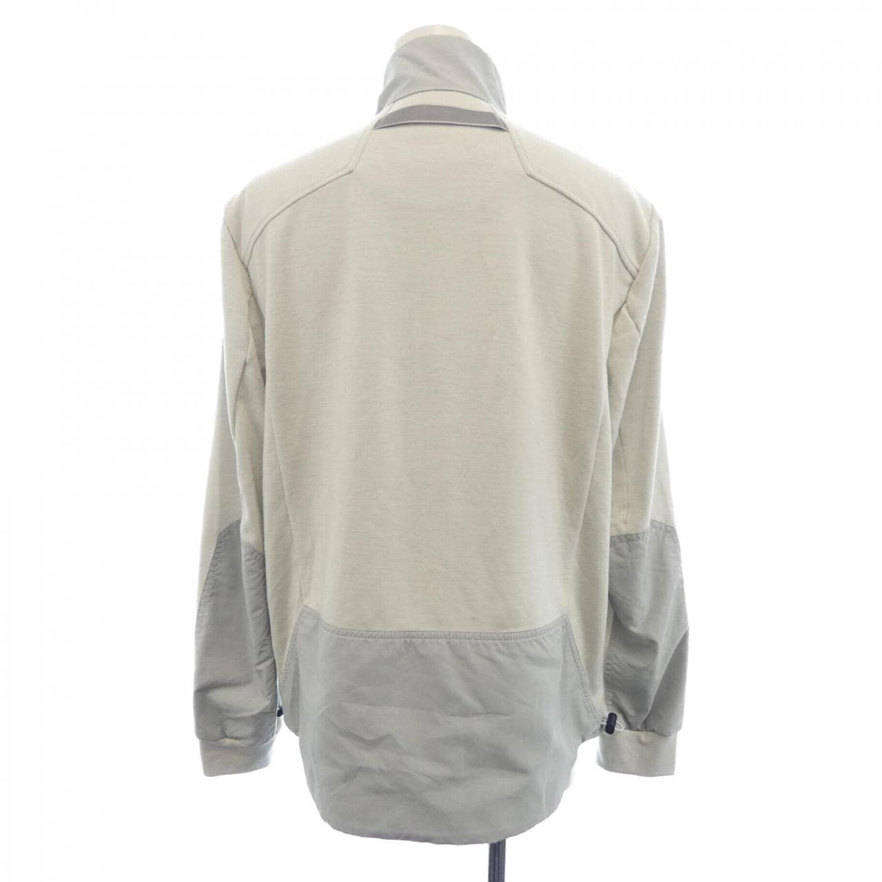 シーズ SEASE ブルゾン