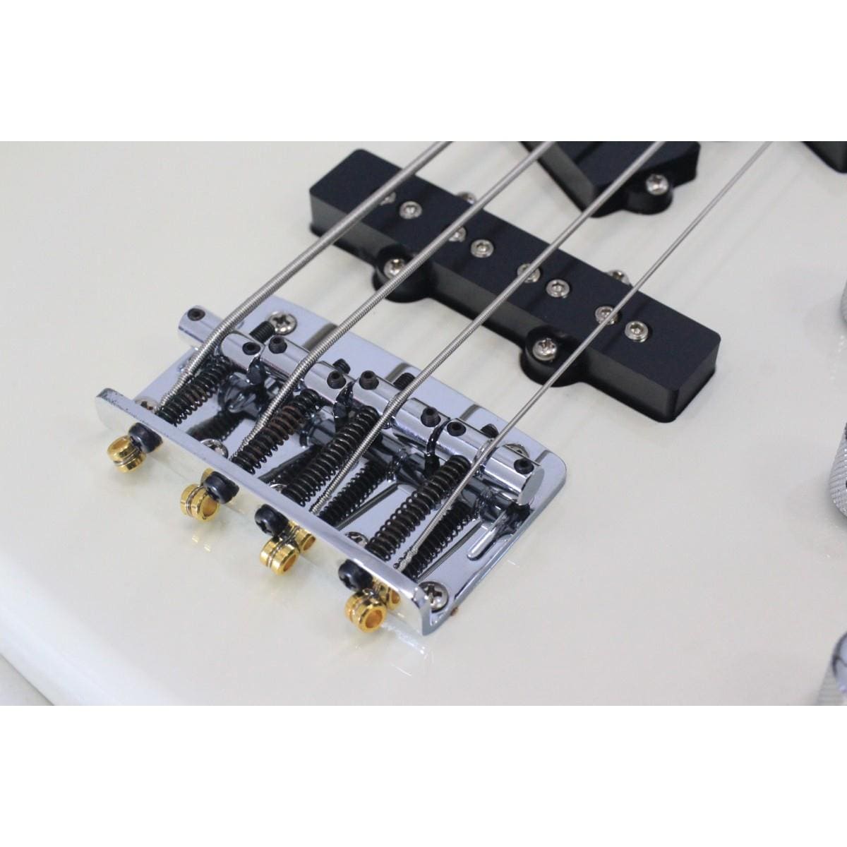 ＡＲＩＡ　ＰＲＯ　ＩＩ　　ＪＰＪ－３