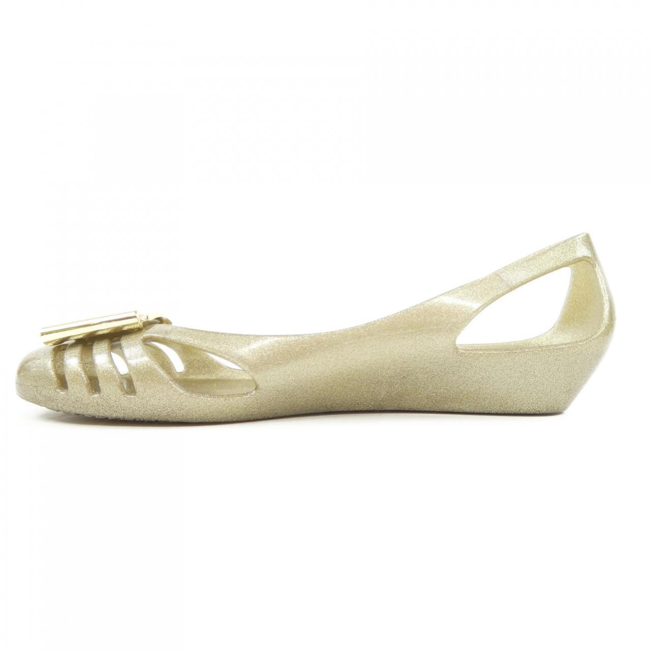 サルヴァトーレフェラガモ SALVATORE FERRAGAMO パンプス