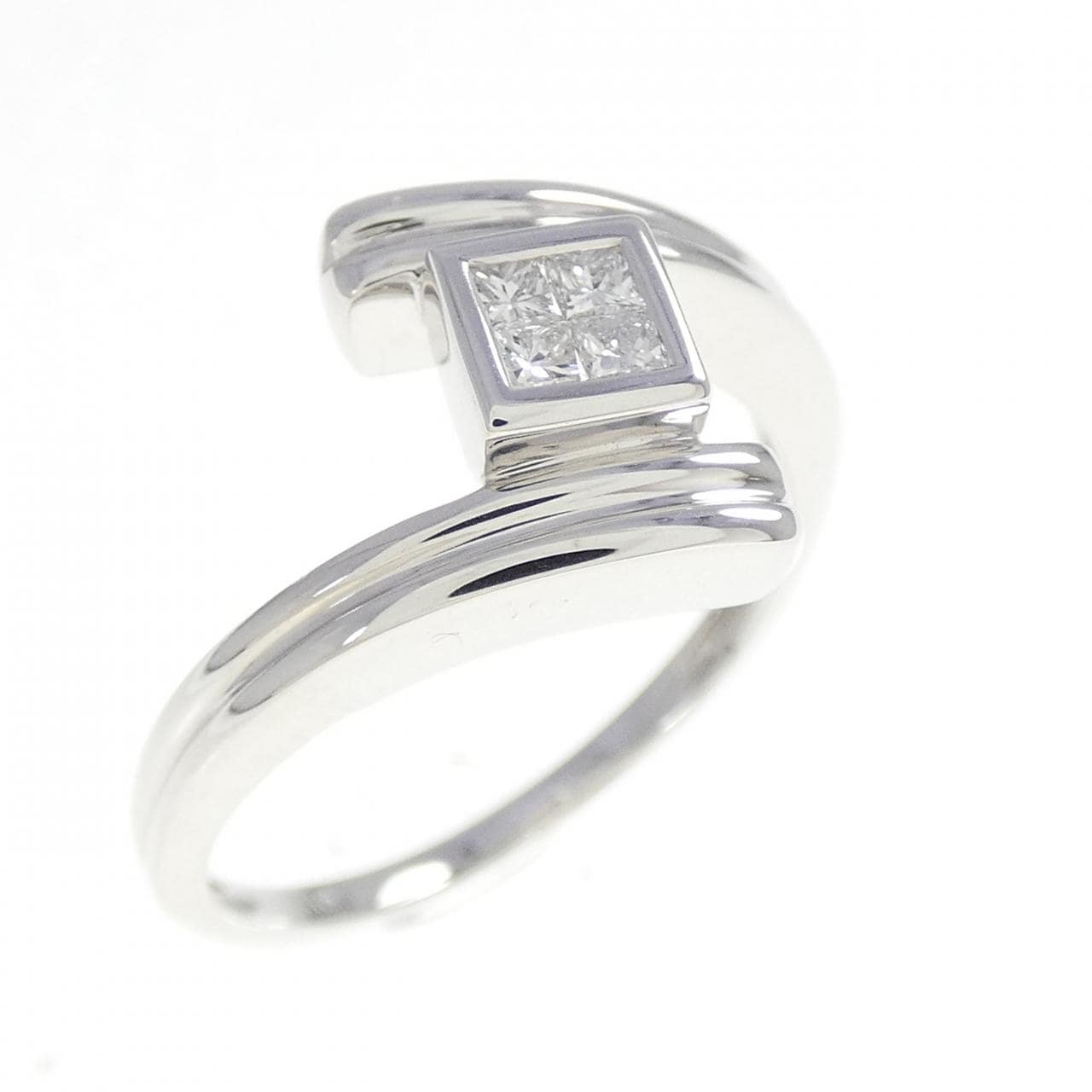 K18WG ダイヤモンド リング