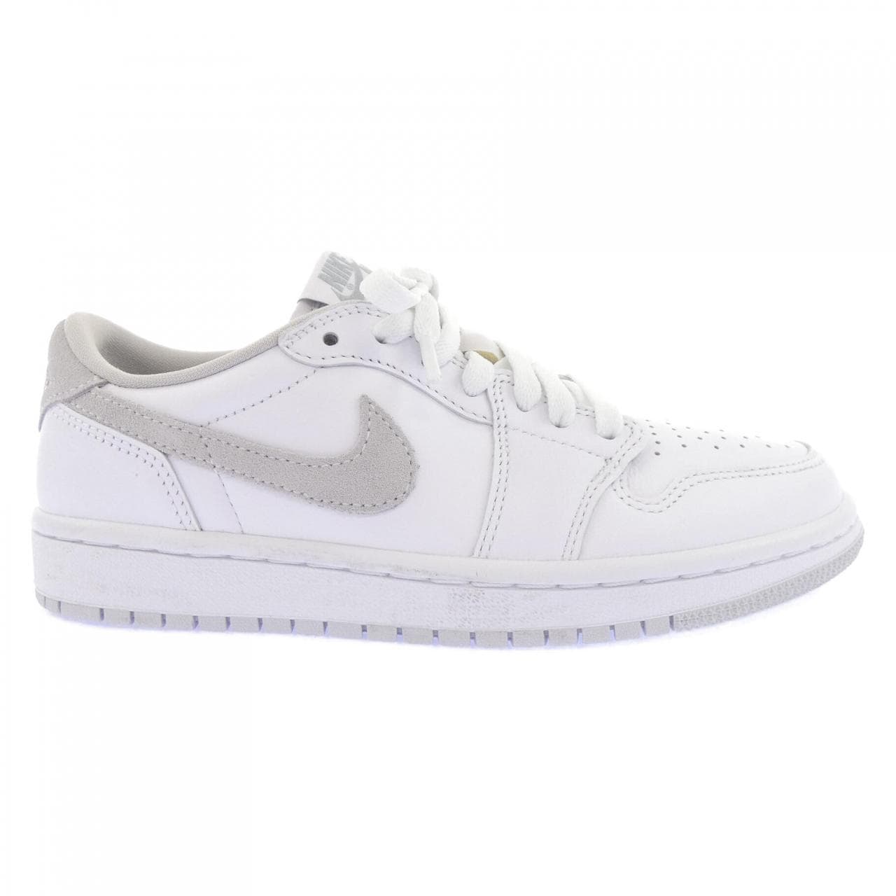 ナイキ ジョーダン NIKE JORDAN CZ0775-100 スニーカー